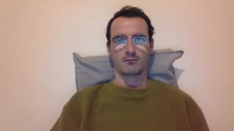 Snapshot of europe_bang chatting on 01-06-25, 12:05 Andrea online show from 01-06-25, 12:05