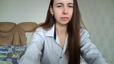 eva00186 online show from 10-19-25, 11:00