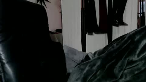 Snapshot of eva65 chatting on 01-16-25, 01:25 EVA65 online show from 01-16-25, 01:25