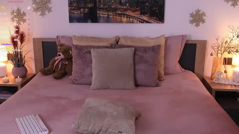 Snapshot of eva__si chatting on 01-11-25, 11:02 Eva online show from 01-11-25, 11:02