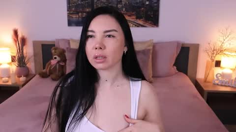 Snapshot of eva__si chatting on 03-09-25, 06:17 Eva online show from 03-09-25, 06:17