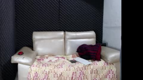 eva online show from 09-30-25, 01:16