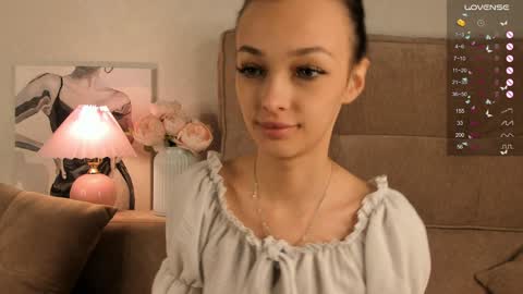 Snapshot of eva_doncray chatting on 02-06-25, 02:22 Eva online show from 02-06-25, 02:22