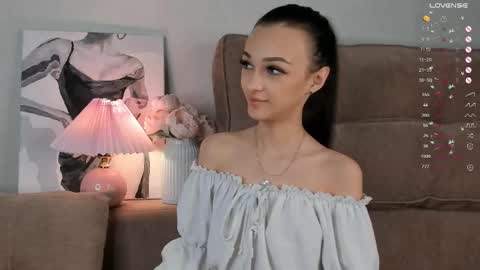 Snapshot of eva_doncray chatting on 02-21-25, 01:55 Eva online show from 02-21-25, 01:55