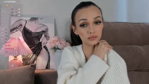 Snapshot of eva_doncray chatting on 02-23-25, 07:55 Eva online show from 02-23-25, 07:55