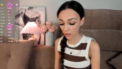 Snapshot of eva_doncray chatting on 03-03-25, 01:53 Eva online show from 03-03-25, 01:53