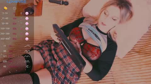 Eva online show from 12-10-24, 02:59