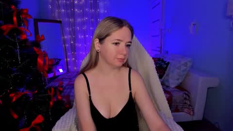 Snapshot of eva_greys chatting on 12-16-25, 02:27 Eva online show from 12-16-25, 02:27