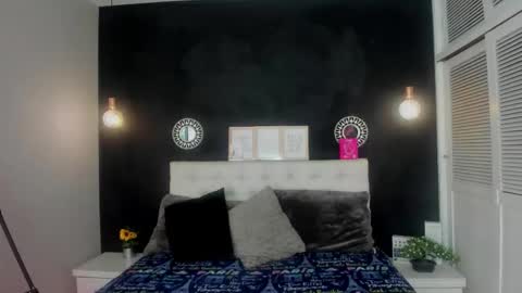 eva_hot_1 online show from 10-20-25, 01:00