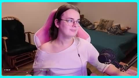 Gamer Katt online show from 10-21-25, 11:22