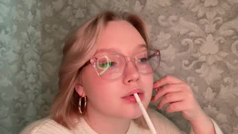 eva_kittenn online show from 09-14-25, 04:11