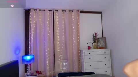 Eva Lastar online show from 09-29-25, 09:41