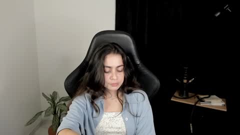 eva_monn online show from 12-29-24, 01:02