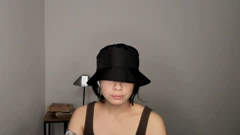 eva_monn online show from 03-31-26, 01:29
