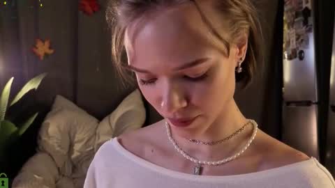 Eva online show from 11-08-25, 05:01