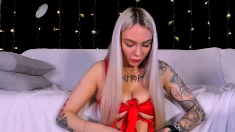 Eva online show from 02-15-26, 08:46