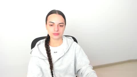 Snapshot of eva_rossee_ chatting on 12-09-24, 02:06 Eva online show from 12-09-24, 02:06