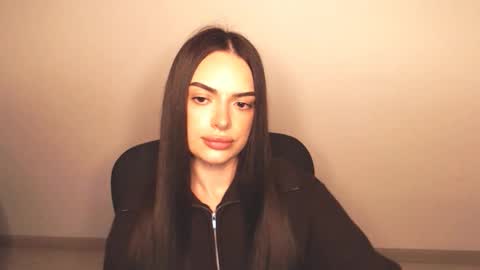 Snapshot of eva_rossee_ chatting on 10-26-25, 04:13 Eva online show from 10-26-25, 04:13