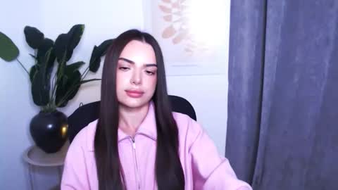 Snapshot of eva_rossee_ chatting on 12-03-25, 06:50 Eva online show from 12-03-25, 06:50