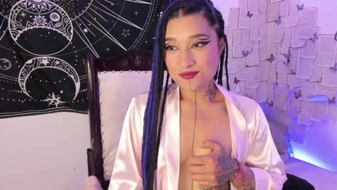 Snapshot of eva_sanderslee chatting on 09-13-25, 07:08 Eva online show from 09-13-25, 07:08