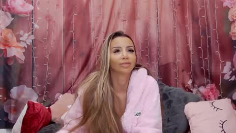 Snapshot of eva_sweetyx chatting on 11-07-25, 03:23 Eva online show from 11-07-25, 03:23