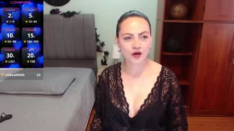 Eva online show from 12-12-24, 01:17