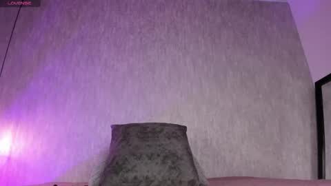 Eva online show from 12-20-25, 01:51