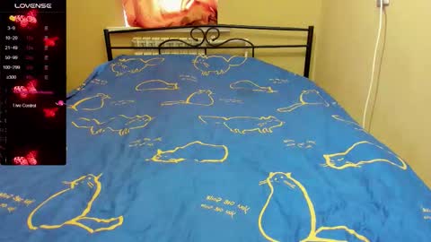 Eva online show from 10-06-25, 01:08