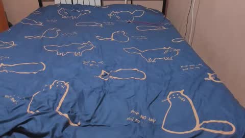 Snapshot of eva_zero chatting on 01-11-26, 02:00 Eva online show from 01-11-26, 02:00