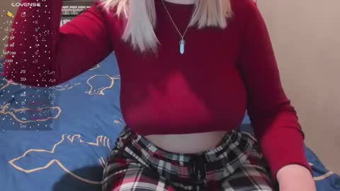 Snapshot of eva_zero chatting on 01-17-26, 02:33 Eva online show from 01-17-26, 02:33