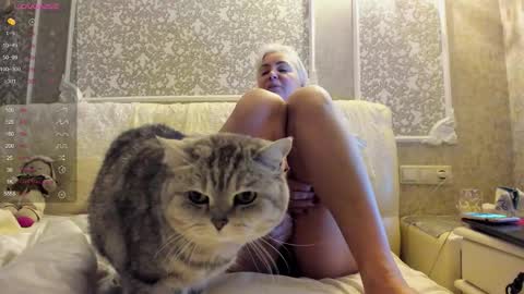 Snapshot of evaa1980 chatting on 01-11-26, 05:51 Eva online show from 01-11-26, 05:51