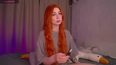 Snapshot of evaa_moonn_ chatting on 12-16-24, 03:40 Eva online show from 12-16-24, 03:40