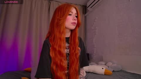 Snapshot of evaa_moonn_ chatting on 03-09-25, 11:25 Eva online show from 03-09-25, 11:25