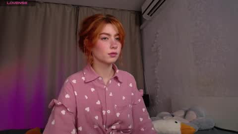 Snapshot of evaa_moonn_ chatting on 10-14-25, 08:48 Eva online show from 10-14-25, 08:48