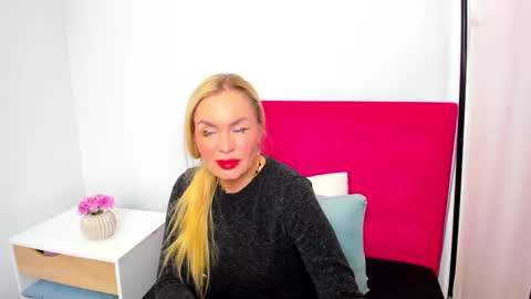 EvaAlone online show from 12-09-24, 08:55