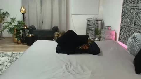 Snapshot of evabarbi chatting on 12-16-24, 11:39 evabarbi online show from 12-16-24, 11:39