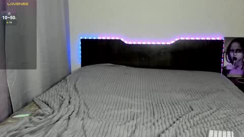 Eva online show from 02-14-25, 01:29