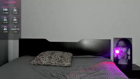 Eva online show from 10-11-25, 10:14