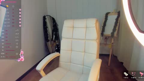 Snapshot of evacadooo chatting on 12-14-24, 11:18 Eva online show from 12-14-24, 11:18