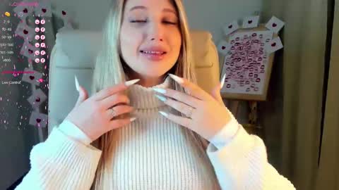 Snapshot of evacadooo chatting on 02-22-25, 02:28 Eva online show from 02-22-25, 02:28