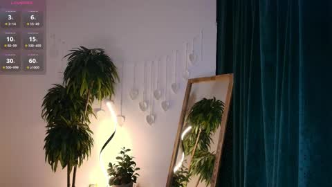 Eva  online show from 04-18-26, 03:43