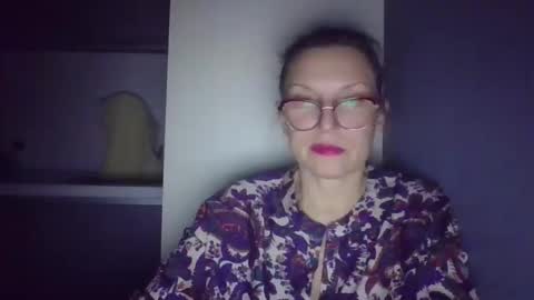 evaglad online show from 10-11-25, 09:13
