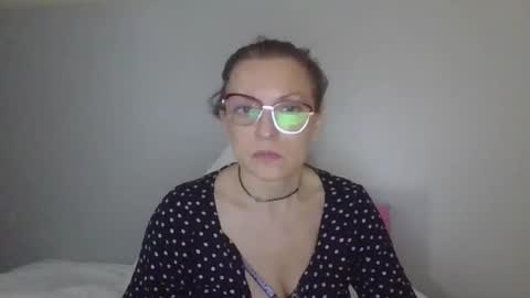 evaglad online show from 10-14-25, 11:44