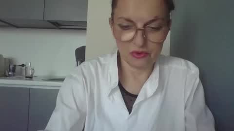 evaglad online show from 10-18-25, 12:28