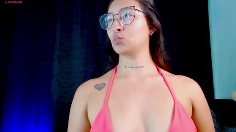 Evah Lee online show from 11-05-25, 02:00