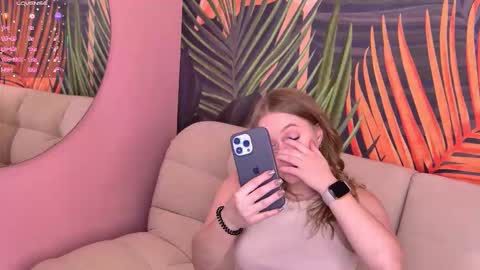 evahariss1 online show from 10-24-25, 10:22