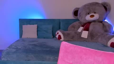 Eva online show from 02-28-25, 10:17