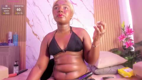 EvaJohnss online show from 12-01-25, 02:33