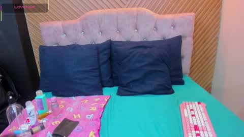 Eva online show from 01-15-26, 05:49