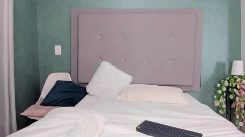 Snapshot of evamilf24 chatting on 02-04-25, 03:47 evamilf24 online show from 02-04-25, 03:47